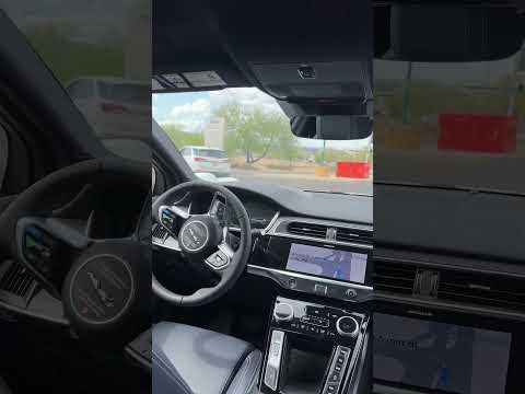 Self-Driving Car in Action | Turn in Phoenix, Arizona #waymo #arizona